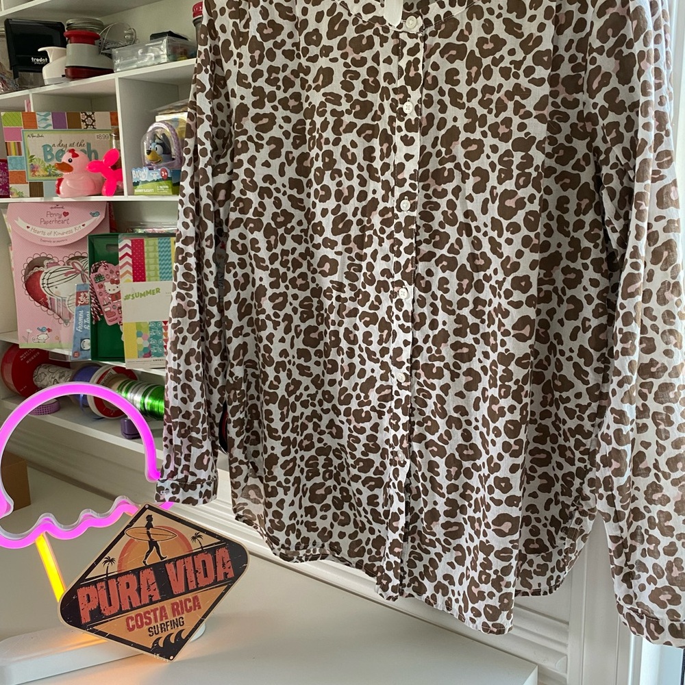 LOFT Brown Leopard Print Blouse 🤎🩷